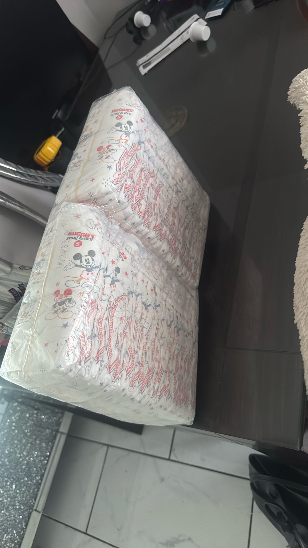 Huggies Size 5 Diapers About 58 Count 