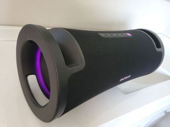 Sony ULT Field 7  Powerful, Portable Wireless Bluetooth Party Speaker. Super Bass. Powerful Loud Sound.