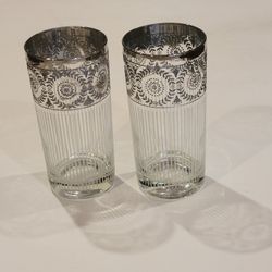 Set Of 2 Vintage Culver Tyrol Silver Highball Glasses Vertical Stripes. 
Pre-owned, good shape, no chips or cracks. Silver plating faded off in 
sever