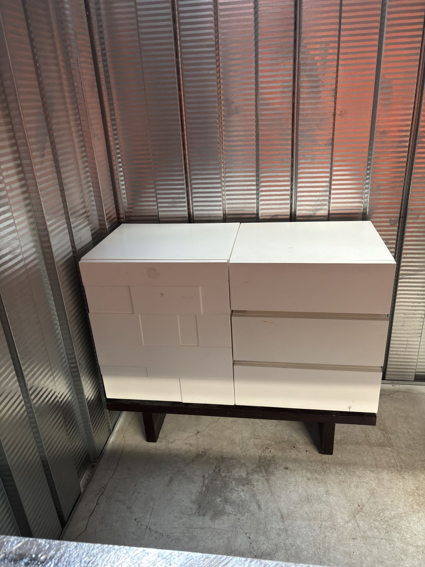 Nurseryworks Dresser/Baby Changing Table 