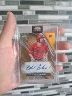 Nolan schanuel rookie auto /50 gold