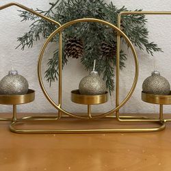 Candelabro Con 3 Velas En Forma De Esfera 