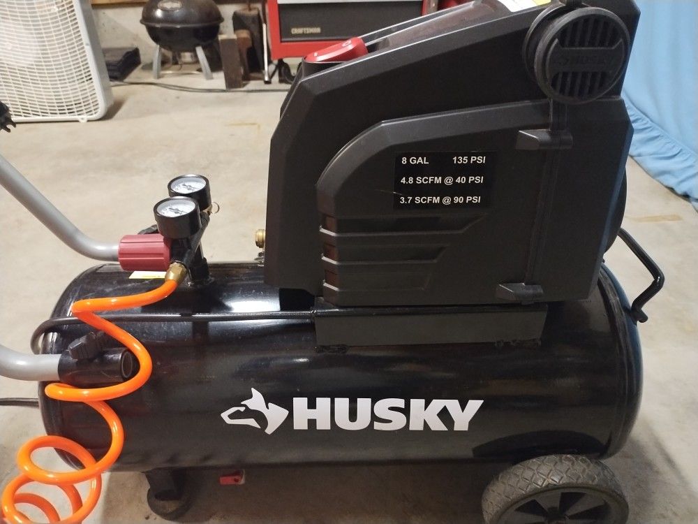 Husky Air Compressor  8 Gal