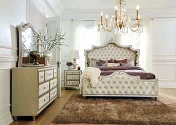Queen Bedroom Set