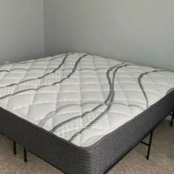 New Luxury QUEEN MATTRESSES