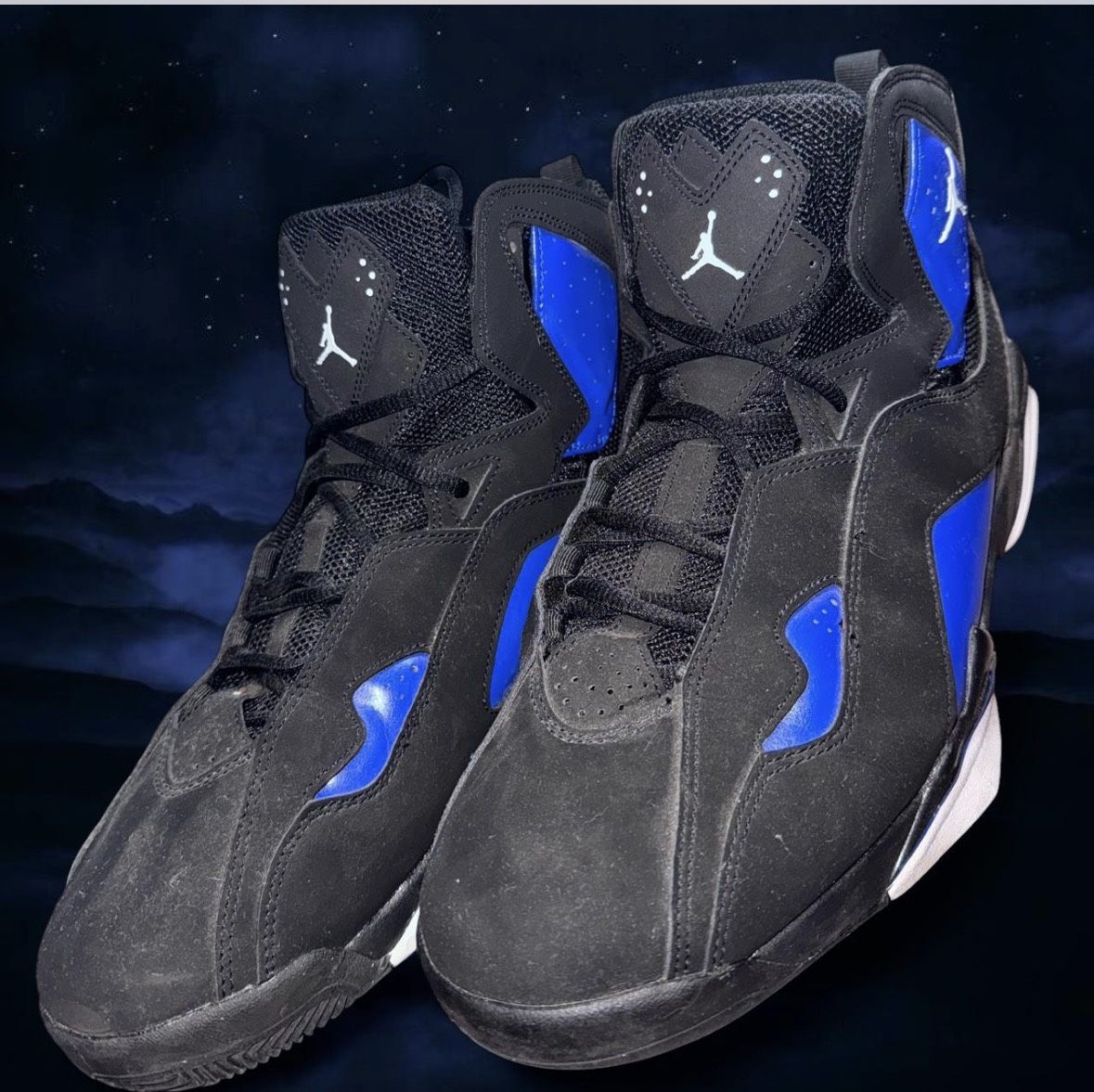 Air Jordan 6 Royalty Blue