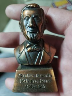 Lincoln BUST
