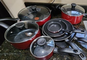 T-Fal Cookware Set