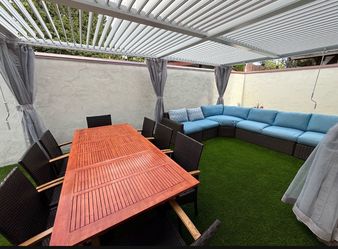 Outdoor dinning and seating set