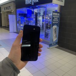 ***Iphon…13…(256)…Gb…At-t,Cricket,H/20***