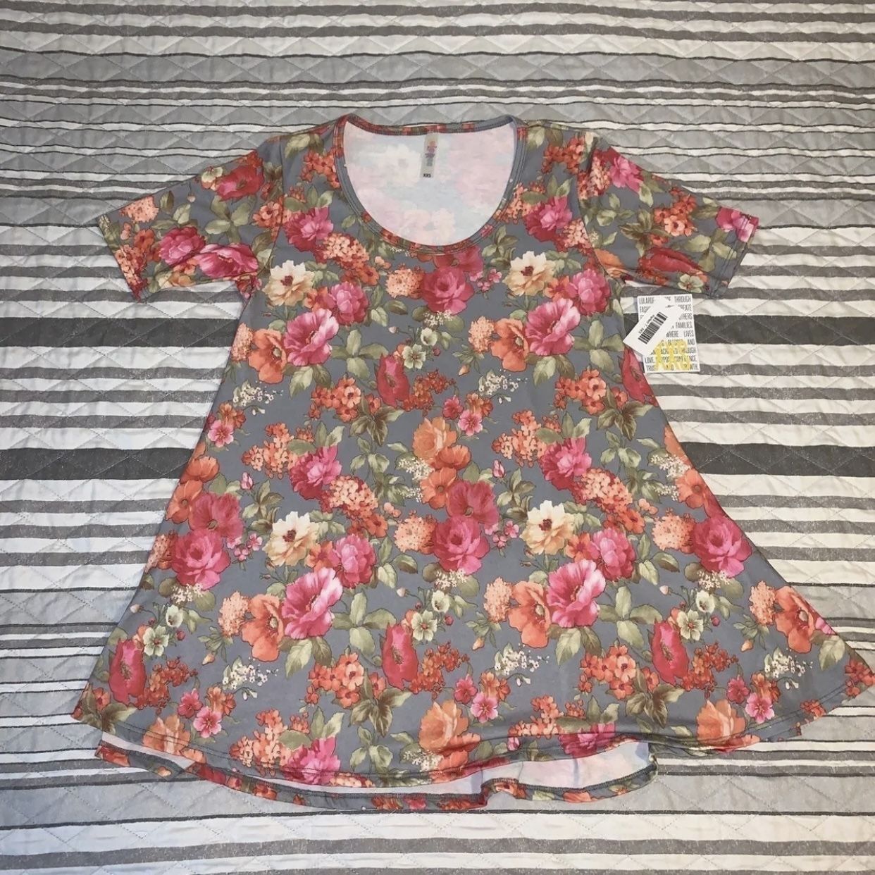 LuLaRoe Floral XXS Perfect Tee