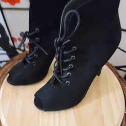 PRELOVED "PENNY ❤️ KENNY BLACK SUEDE LADIES BOOTIES SIZE 7