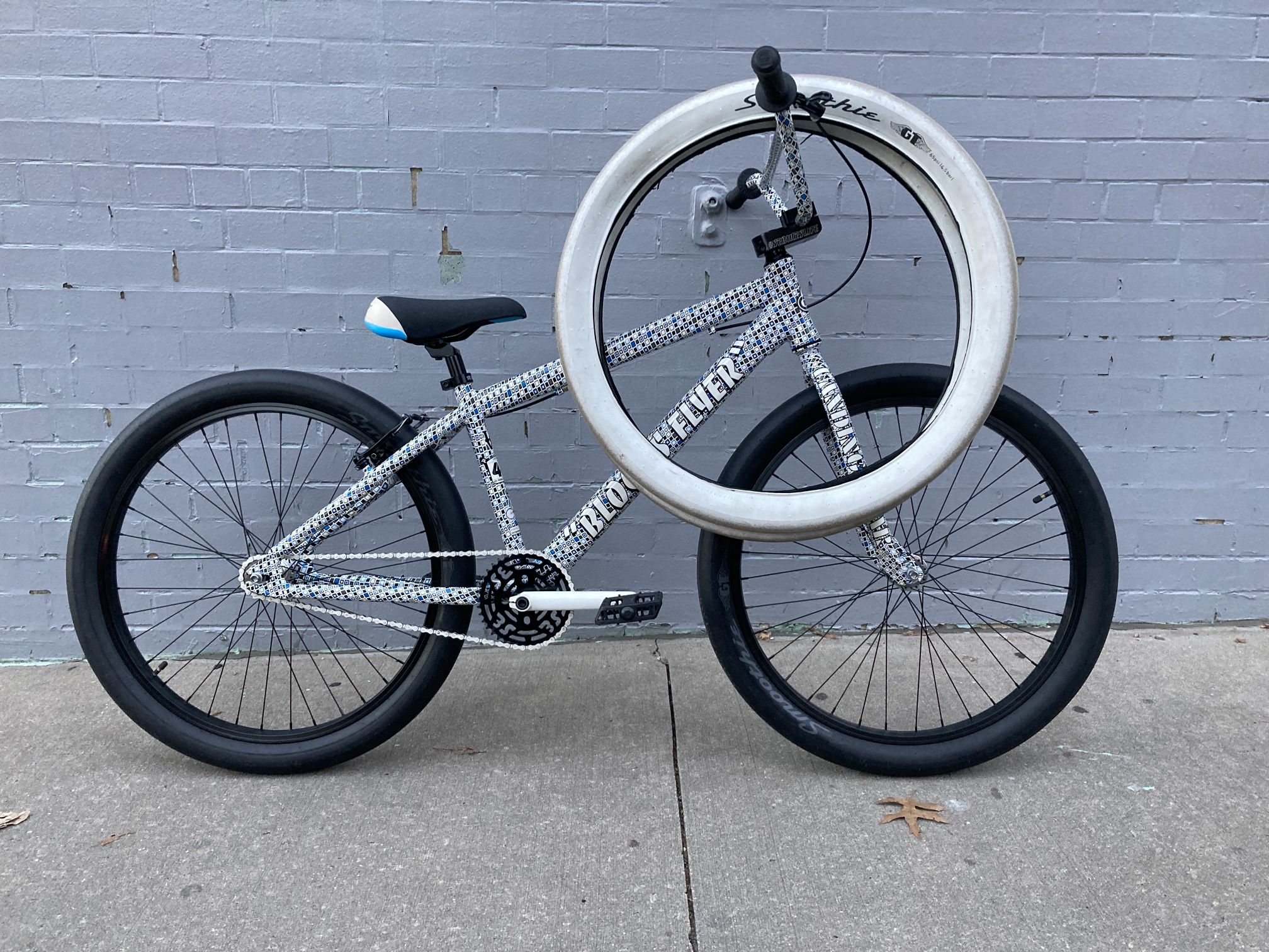 26” SE Blocks Flyer Boxed Out Edition! for Sale in New York, NY OfferUp