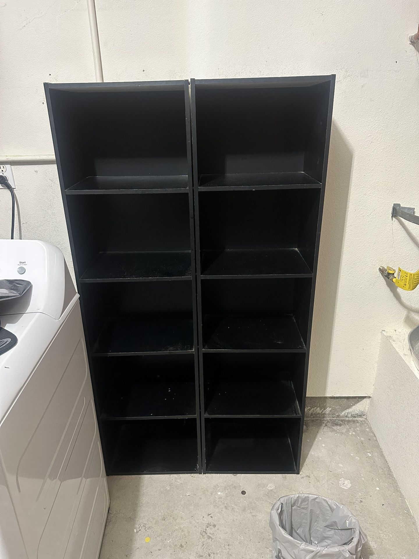 2 Black shelves