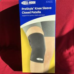 NIB Bell-Horn Prostyle Knee Brace/Knee Sleeve Closed Patella 203 Size Medium. Compression Sleeve