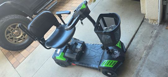Scout 4 scooter