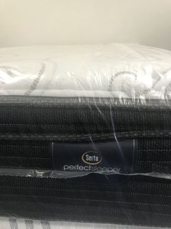 Serta perfect sleeper pillow top queen mattress
