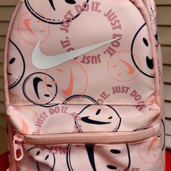 WEEKEND SPECIAL $5.00! Lunch Bag "Nike"
