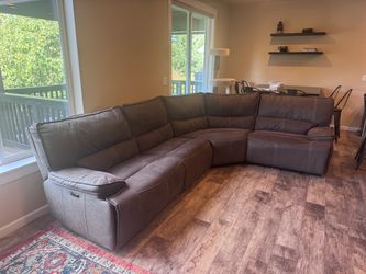 Large Brown L-Shaped Sectional Sofa – Power Reclining – Excellent Condition