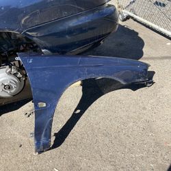 Subaru legacy Fender RH