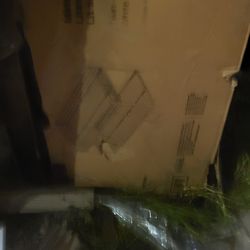 New bunk bed twin open box