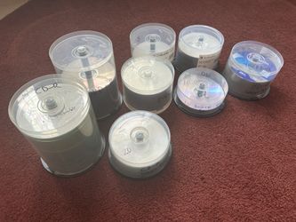 Blank CD/DVD/Blu-ray Disc Lot + New Cases (352 discs!)