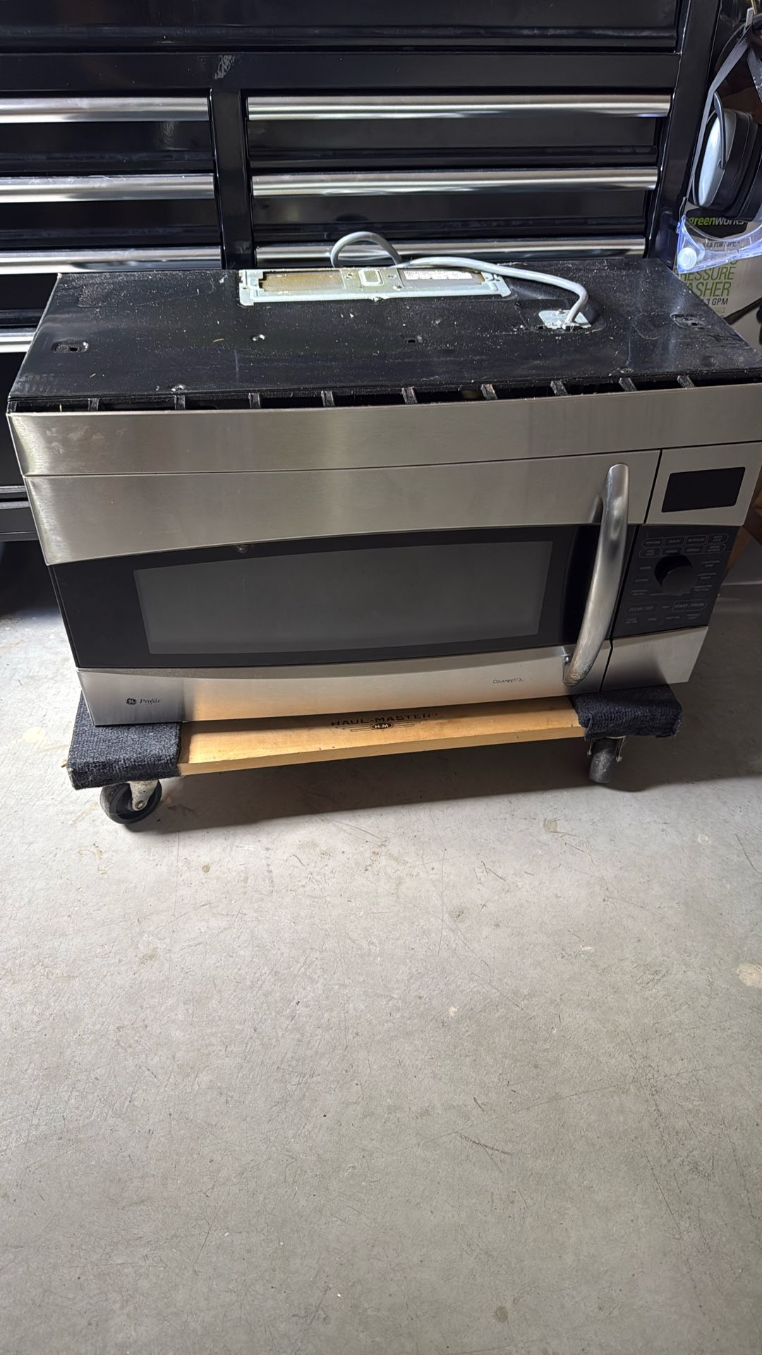 GE Profile Microwave 