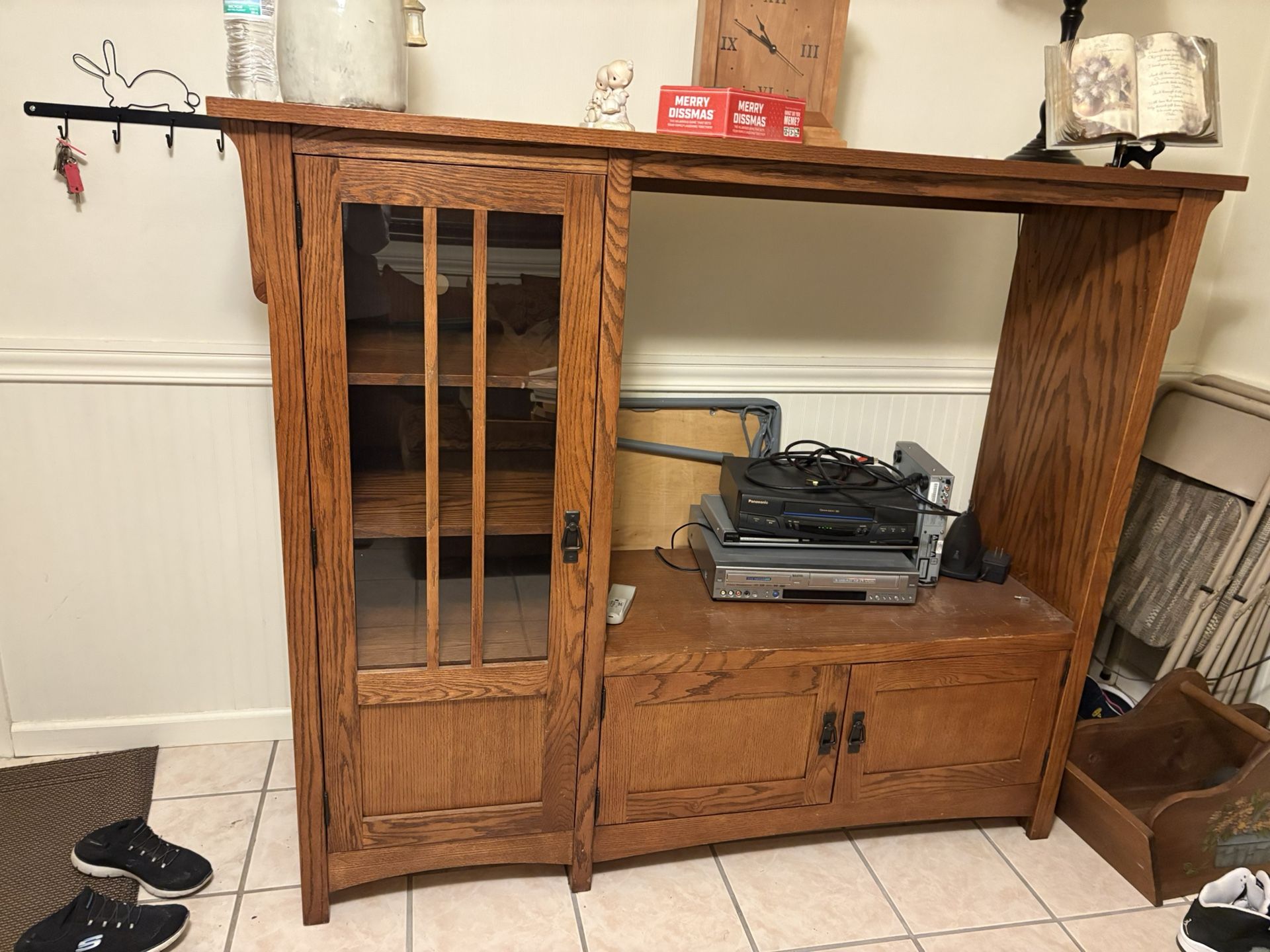 Free Cabinet