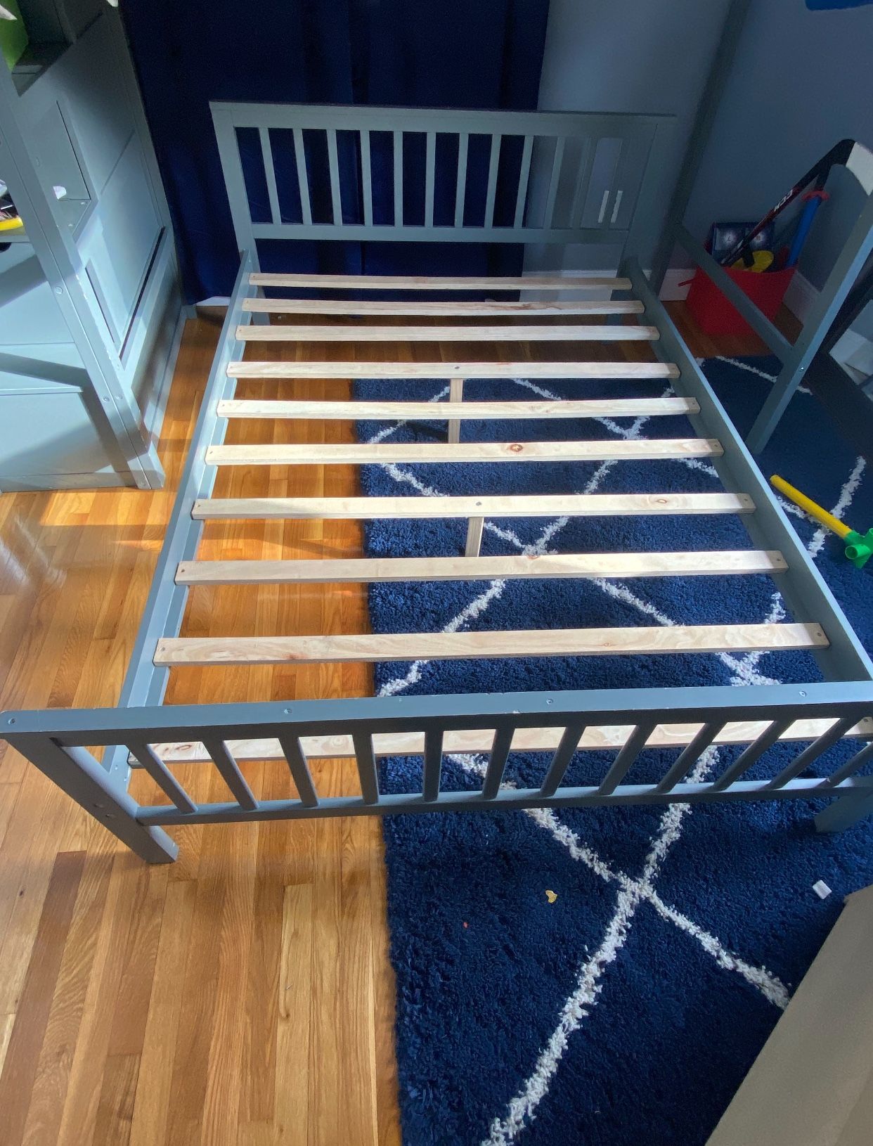Full Bed Frame And Mattress