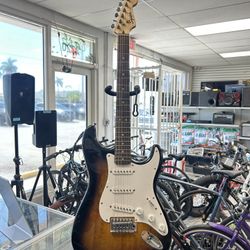 Fender Squier Sonic Stratocaster Electric Guitar Sunburst 