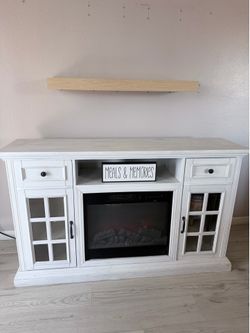 Farmhouse Electric Fiteplace