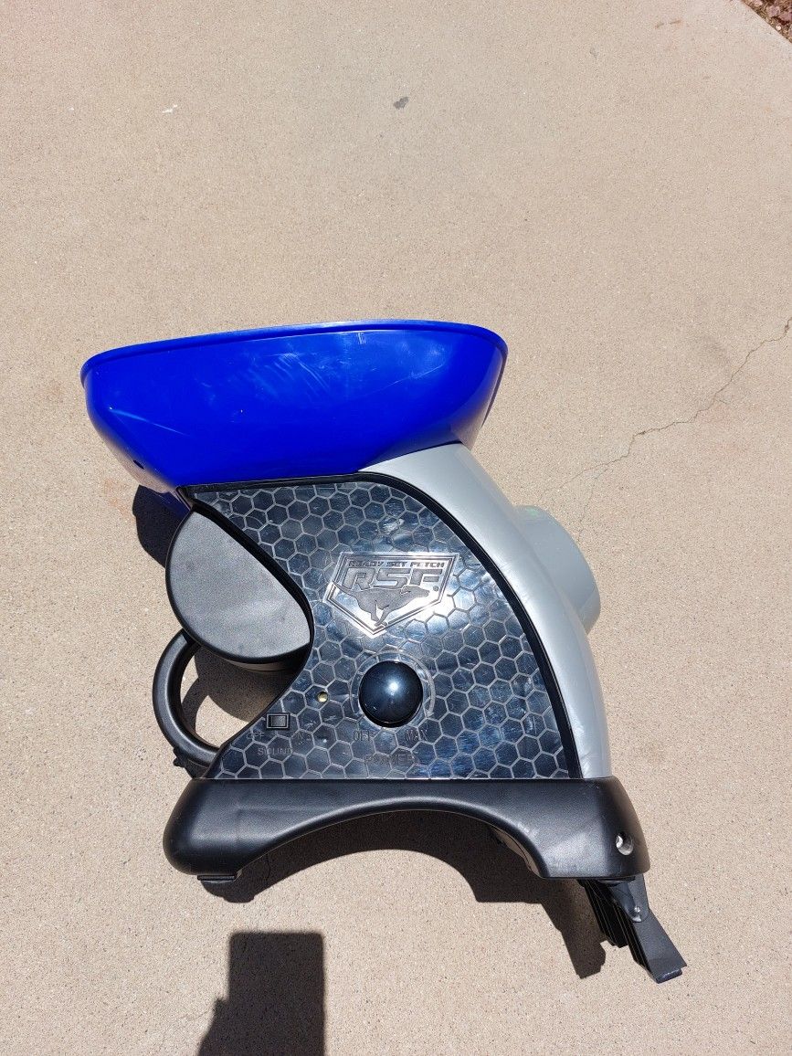 Ready Set Fetch Dog Ball Launcher - Excellent Condition $55
