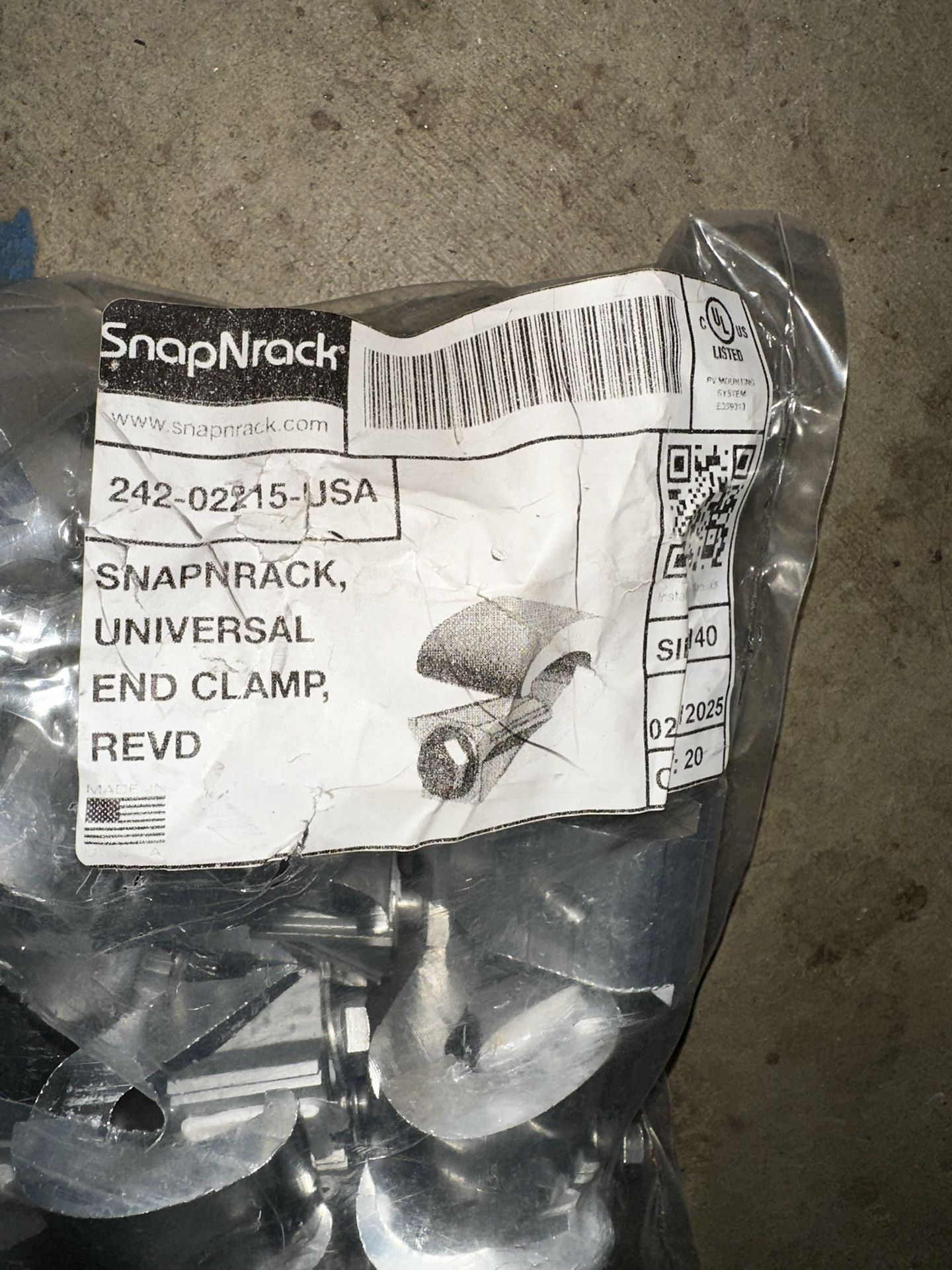 Snapnrack Universal End Clamps And Mids