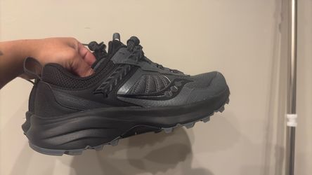 Saucony men’s 7.5 wide