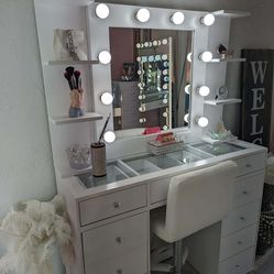 vanity for makeup