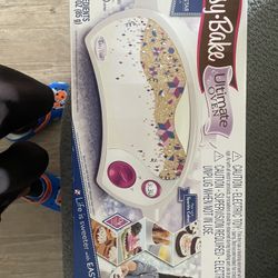 Easy Bake Ultimate Oven