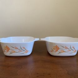 Pair of Corning Peach Floral P-43-B 700 mL casserole dishes