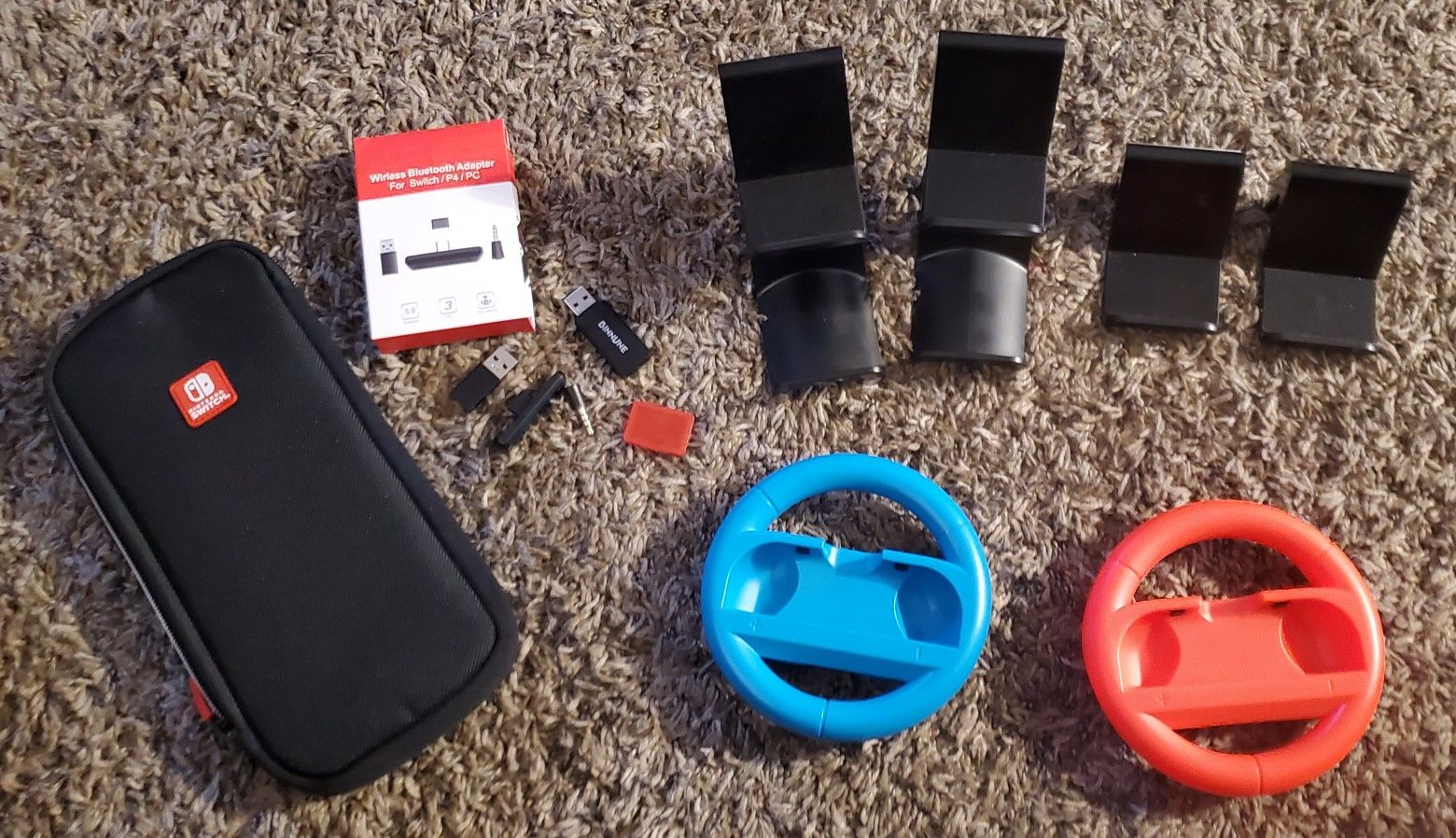 2 Nintendo Switch control holder 4 wall headset , control holders 1 case wireless Bluetooth adapter