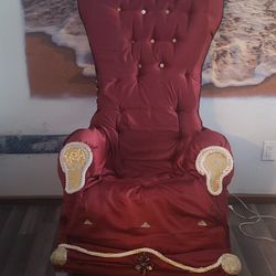 Throne Chair