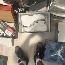 Jordan 11’s / White N Blue / 11.5