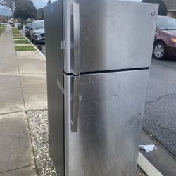 Free Fridge 
