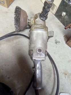 Black and Decker grinder