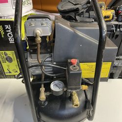 Air Compressor, 4gal Pancake 