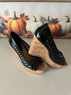Jessica Simpson Black Basket Weave Cork Wedges Size 11