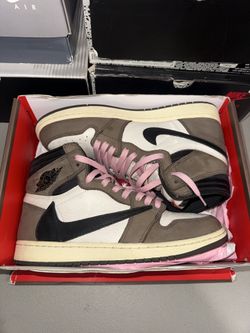 Jordan 1 high Travis Scott mocha Sz 9.5