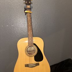 Yamaha Guitar