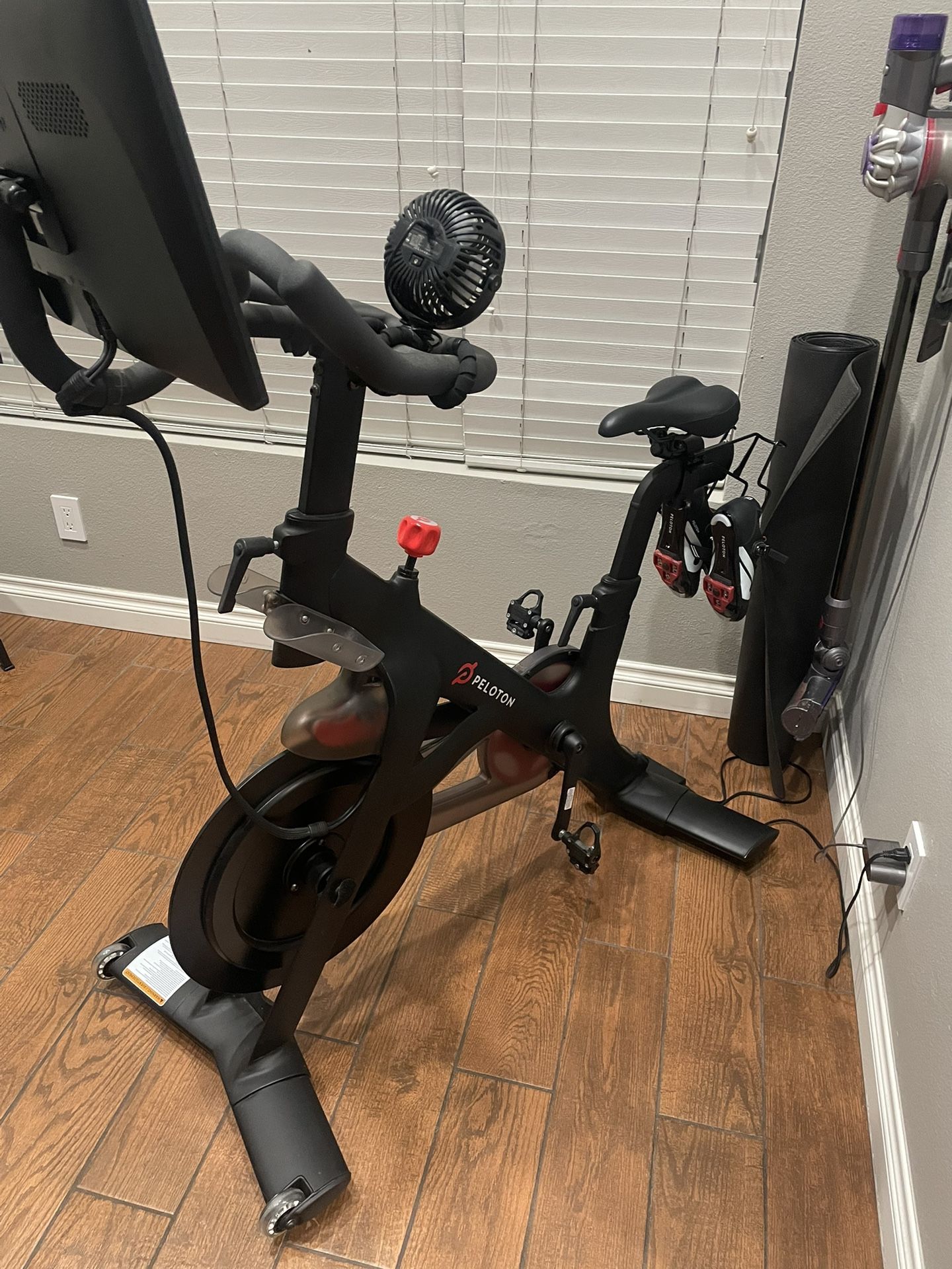 Peloton Bike With Mat And Shoes 