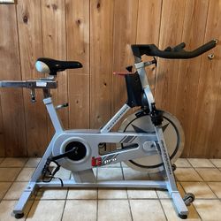 Schwinn ic pro spin bike sale