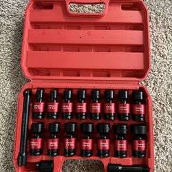 18 Piece 3/8 Swivel Socket Set 8-22mm Chrome Moly