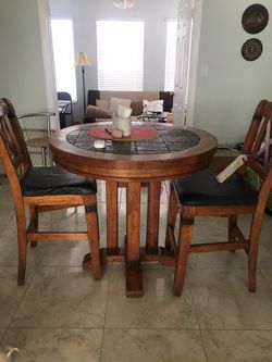 Bistro table & 2 chairs